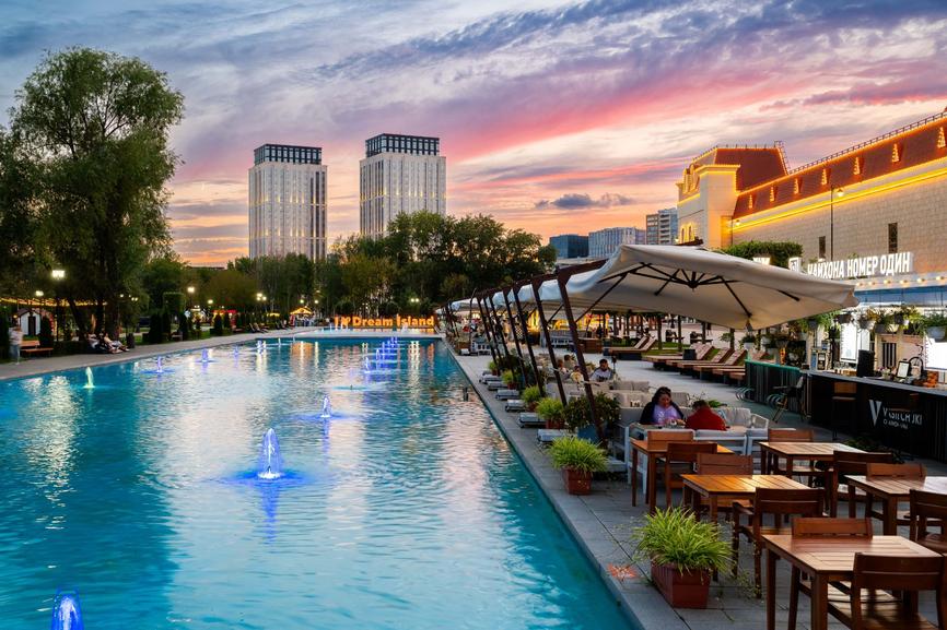 ЖК Dream Towers и Новоданиловская 8 1